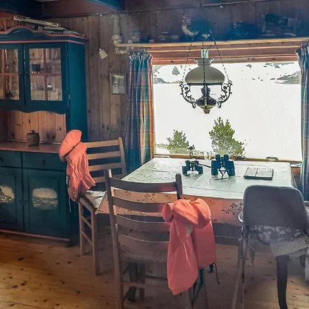 Tatil Evi 4 Bedroom In Etne *