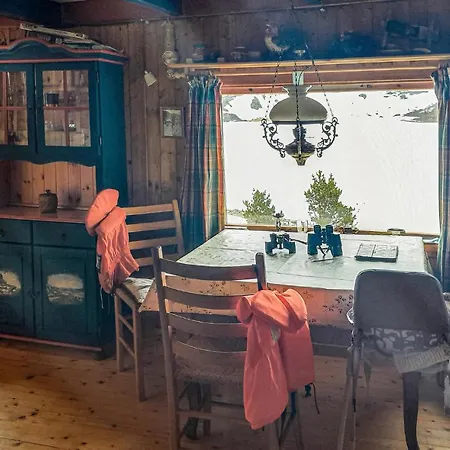 Сasa de vacaciones 4 Bedroom In Etne *